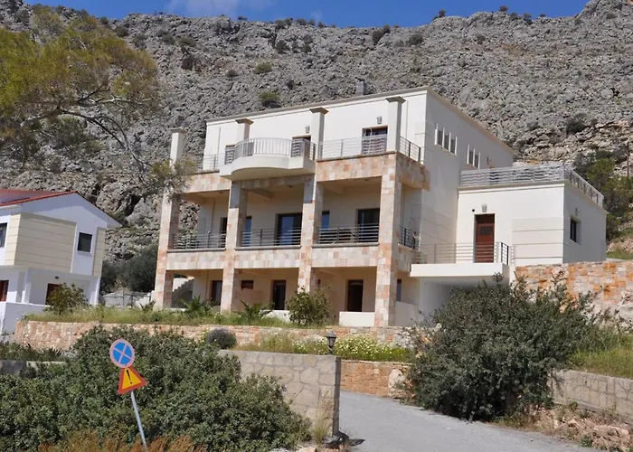 Marianthi Studios & Apartments