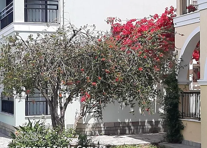Zefiros Apartments